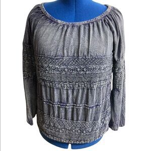 MAX EDITION,Women’s Blue/Gray Embroidered, Crinkled Top, boat neckline,Sz Medium